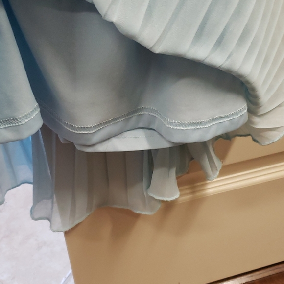 Blue top - Picture 4 of 4